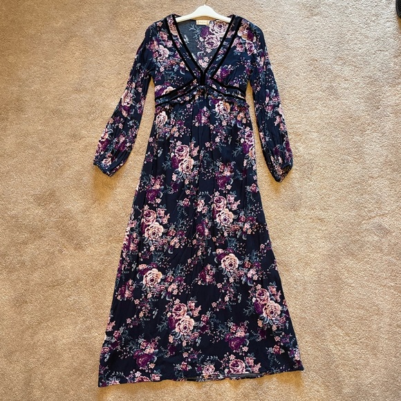NWOT Altar’d State Long Sleeve Maxi Dress - Picture 1 of 4